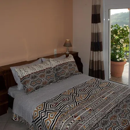 D & K Μακρυράχη