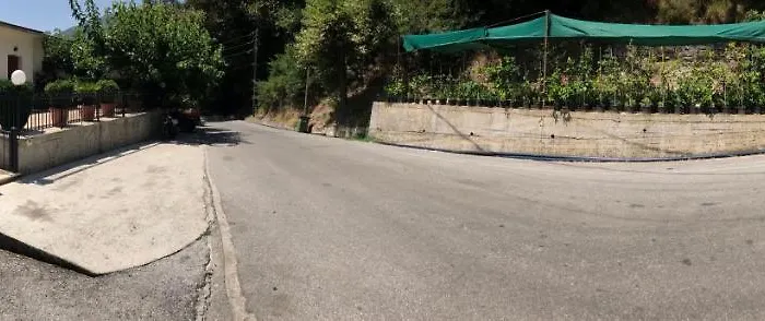 D & K Μακρυράχη